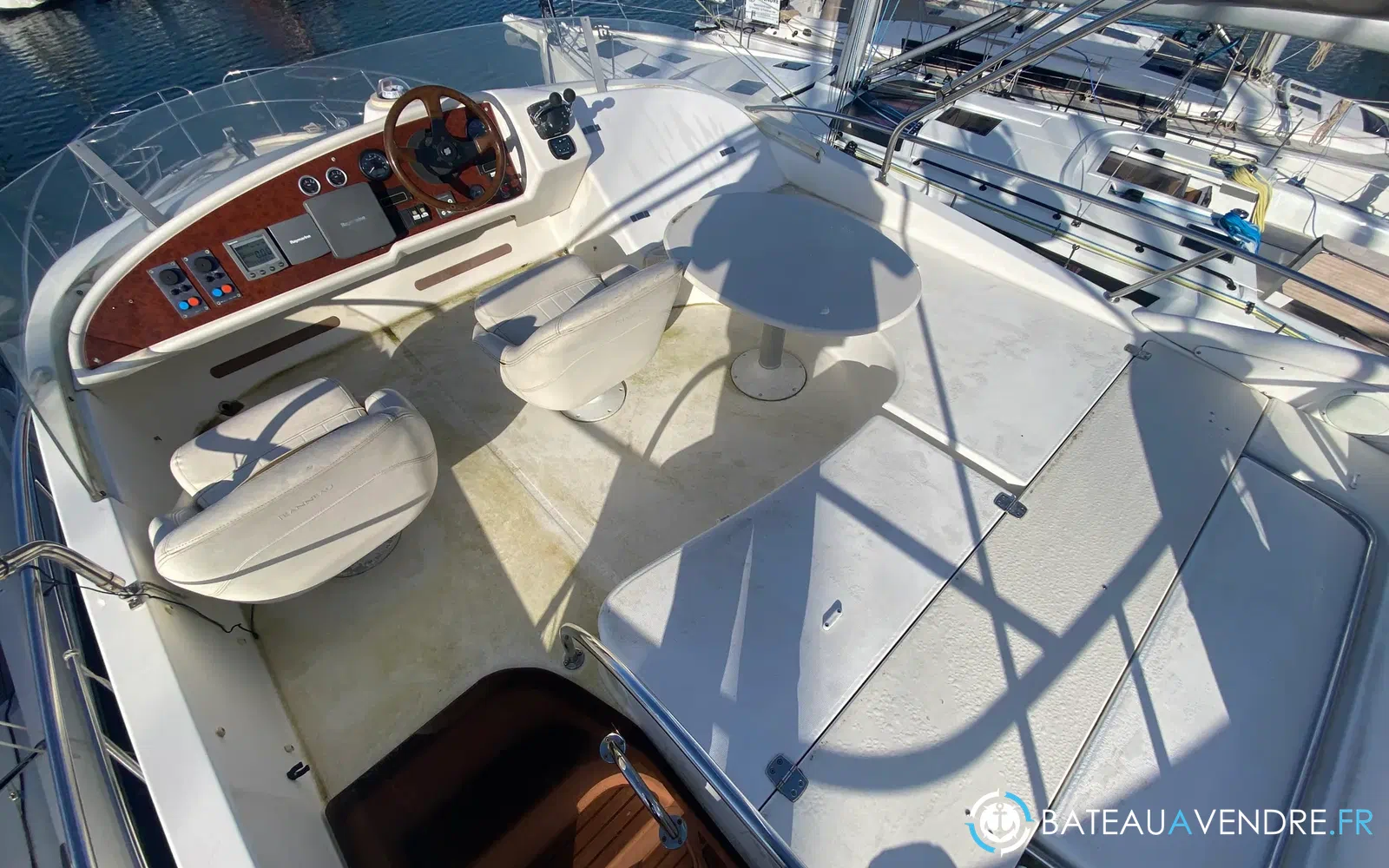 slider 6 Jeanneau Prestige 36 Fly