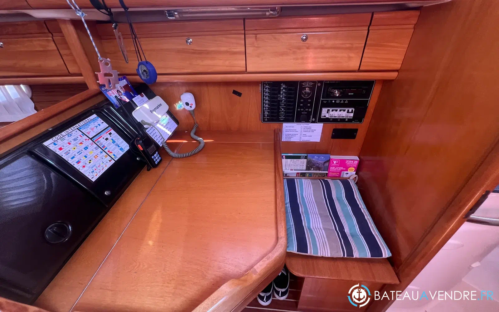 slider 22 Bavaria 33 cruiser