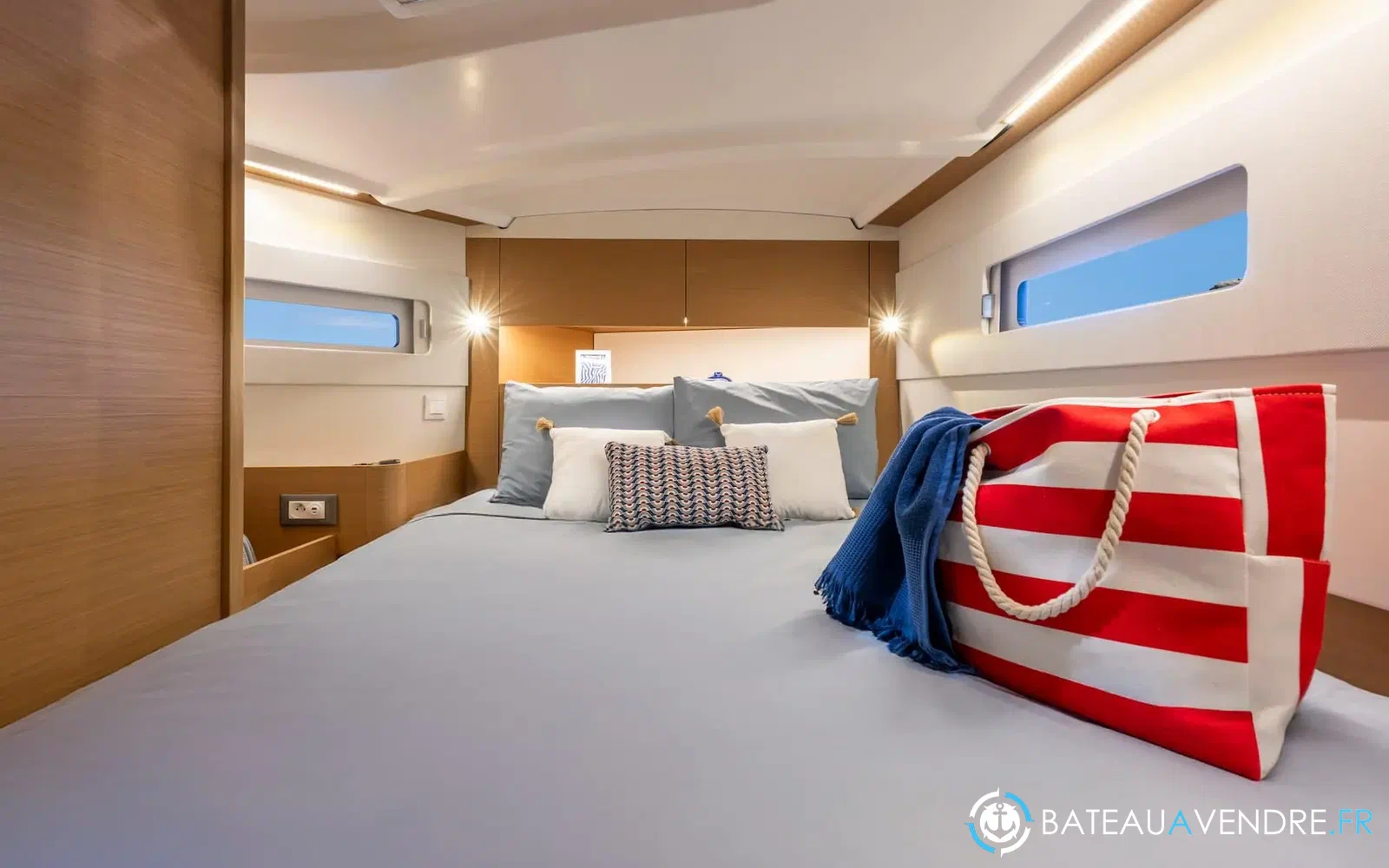 slider 12 Jeanneau Sun Odyssey 415