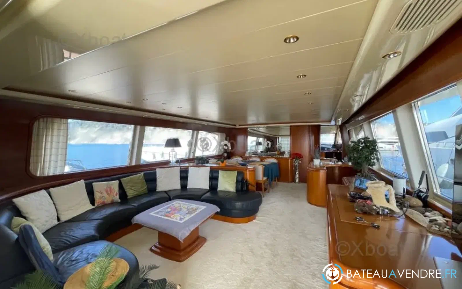 slider 4 Falcon 86