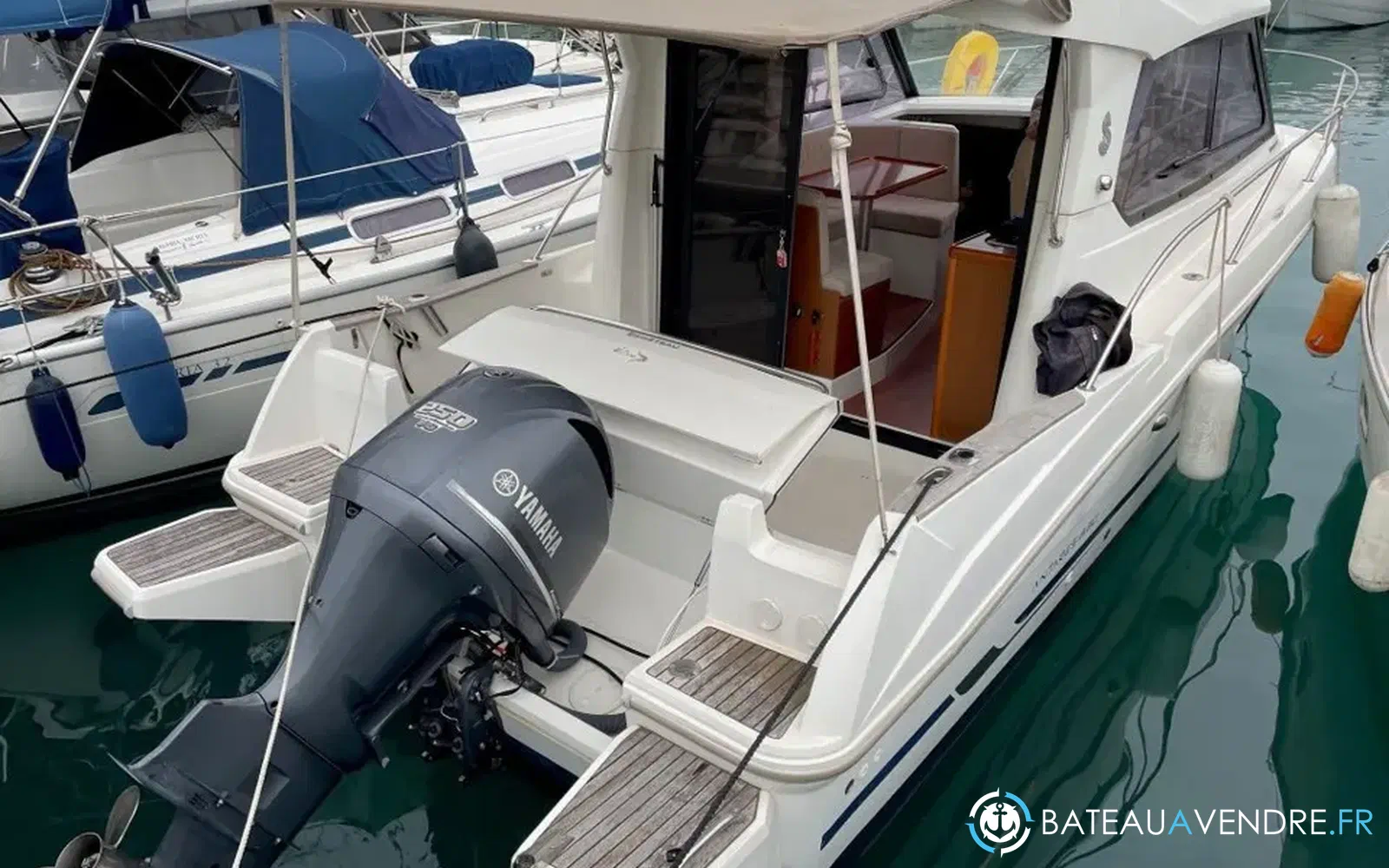 slider 0 Beneteau Antares 8.80
