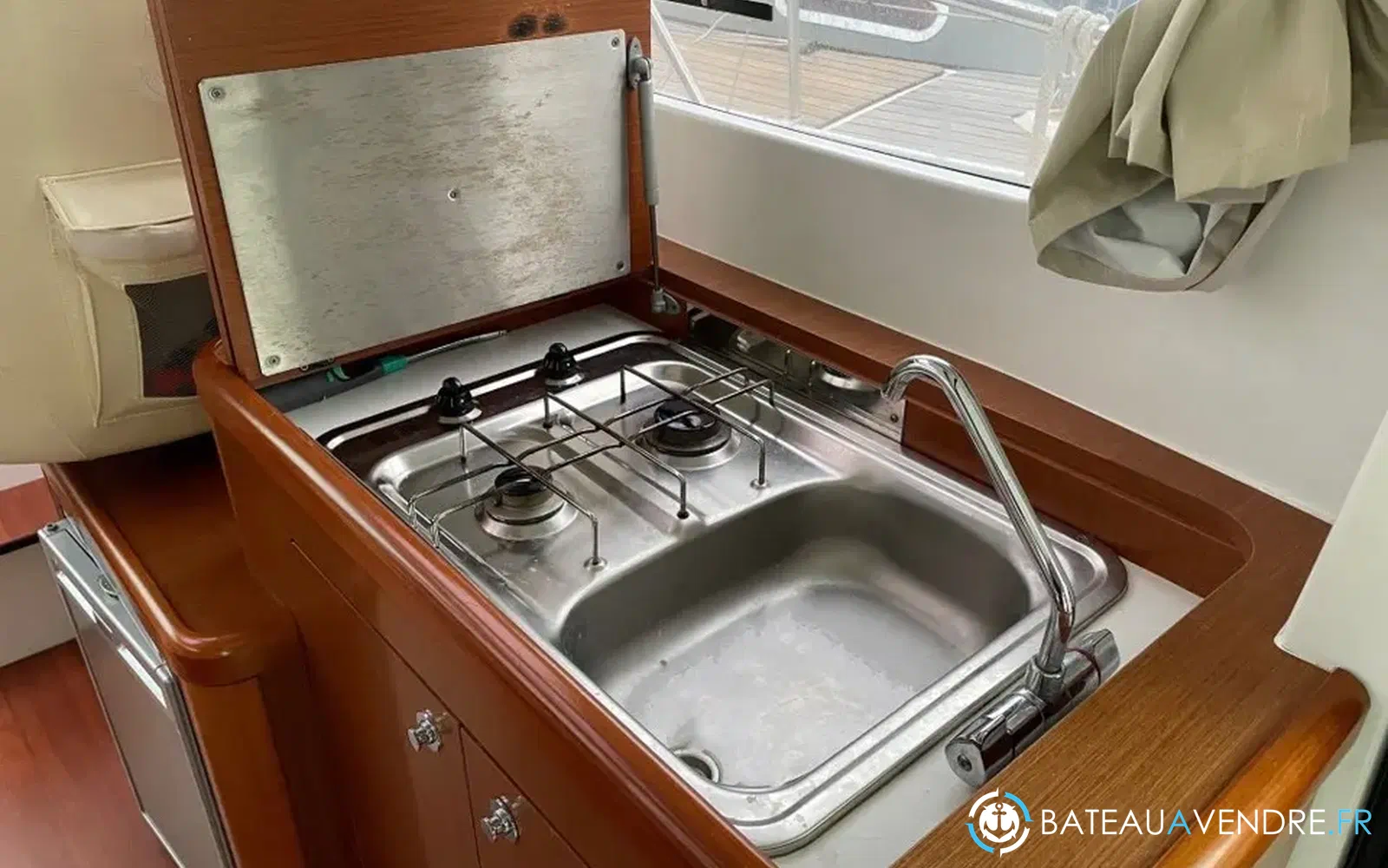 slider 11 Beneteau Antares 8.80