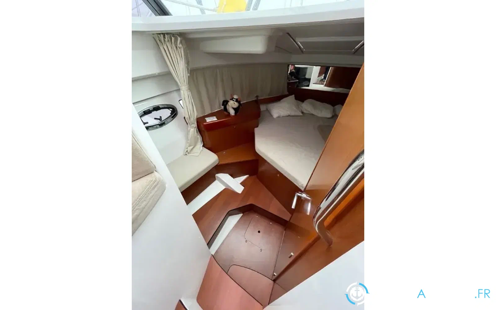 slider 15 Beneteau Antares 8.80