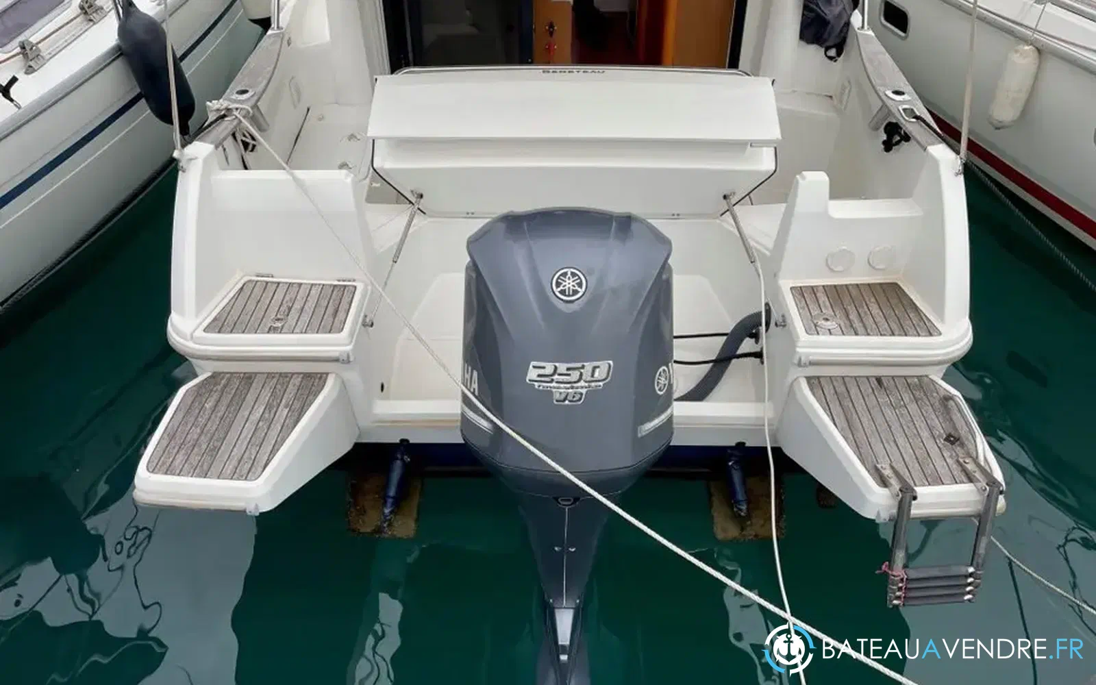 slider 1 Beneteau Antares 8.80