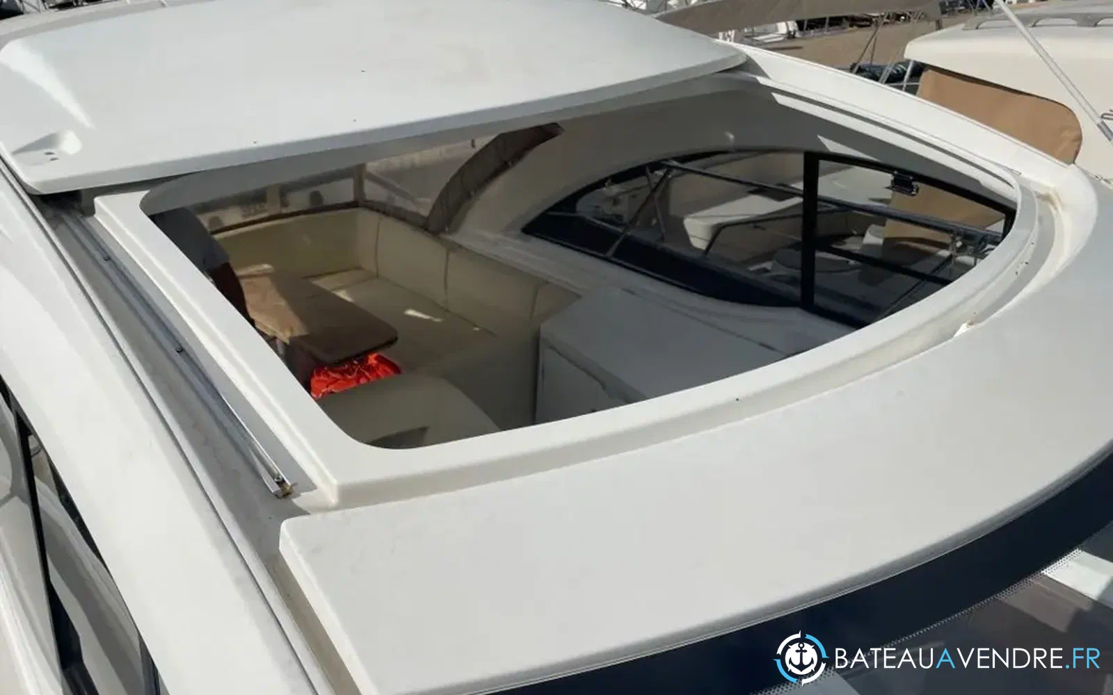 slider 3 Beneteau Gran Turismo 34
