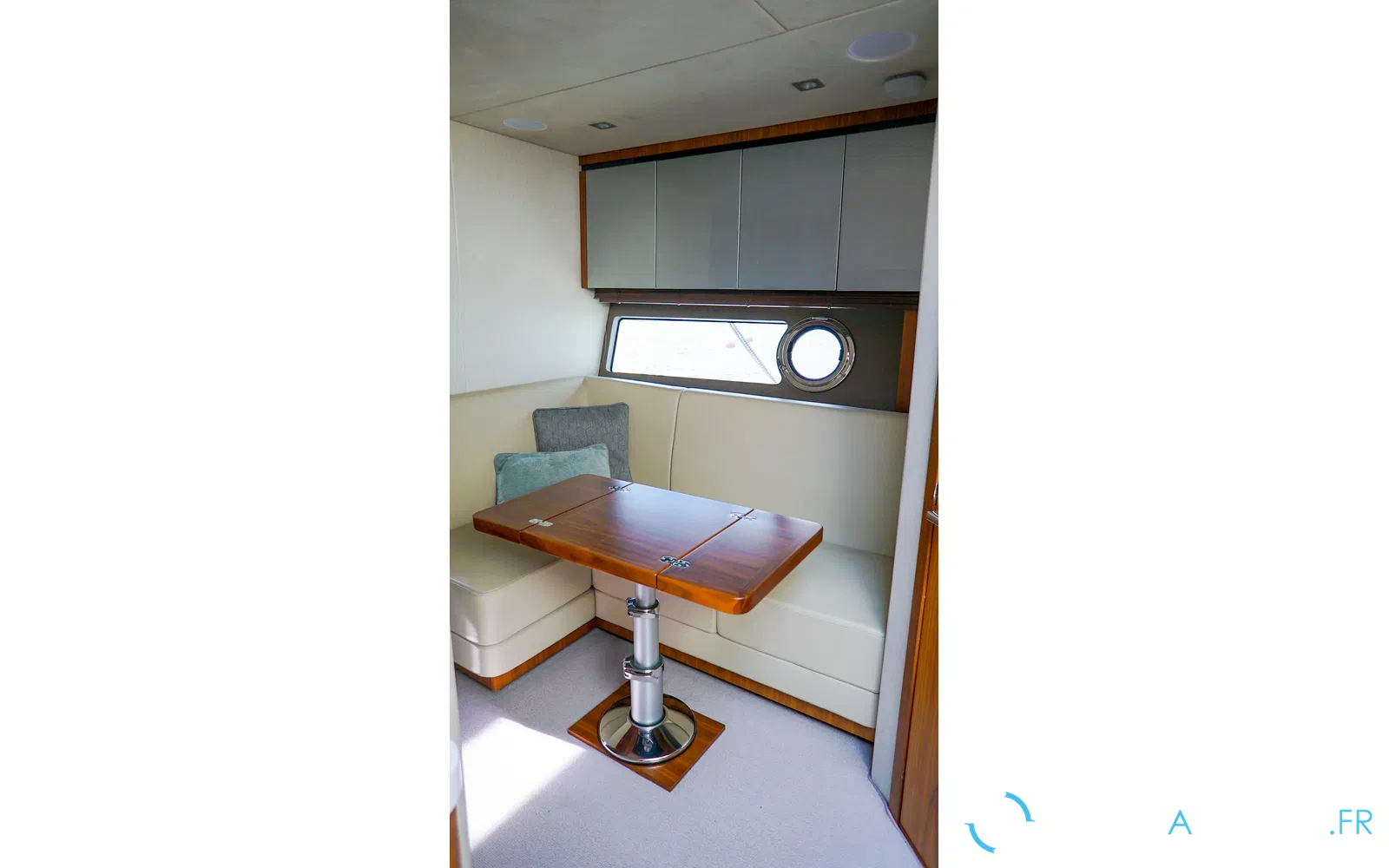 slider 17 Sunseeker Predator 57