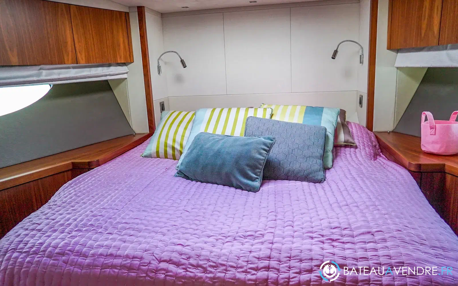 slider 20 Sunseeker Predator 57