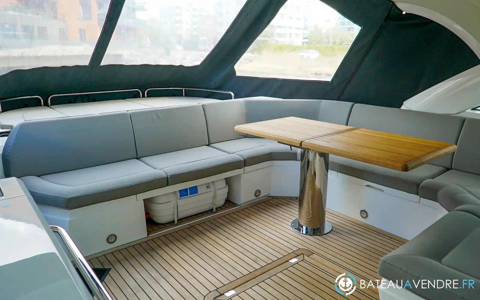slider 7 Sunseeker Predator 57