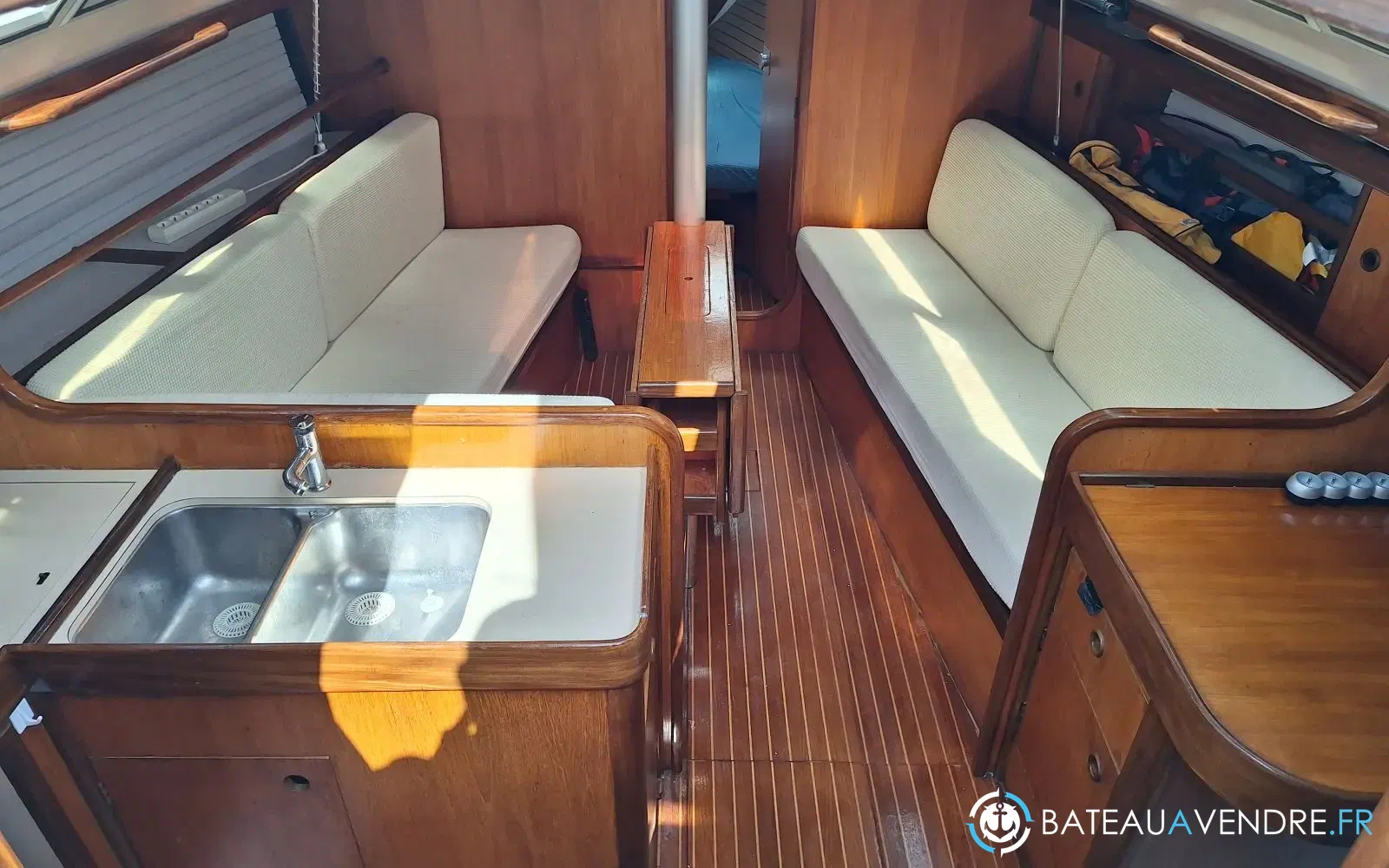 slider 11 Beneteau First 345