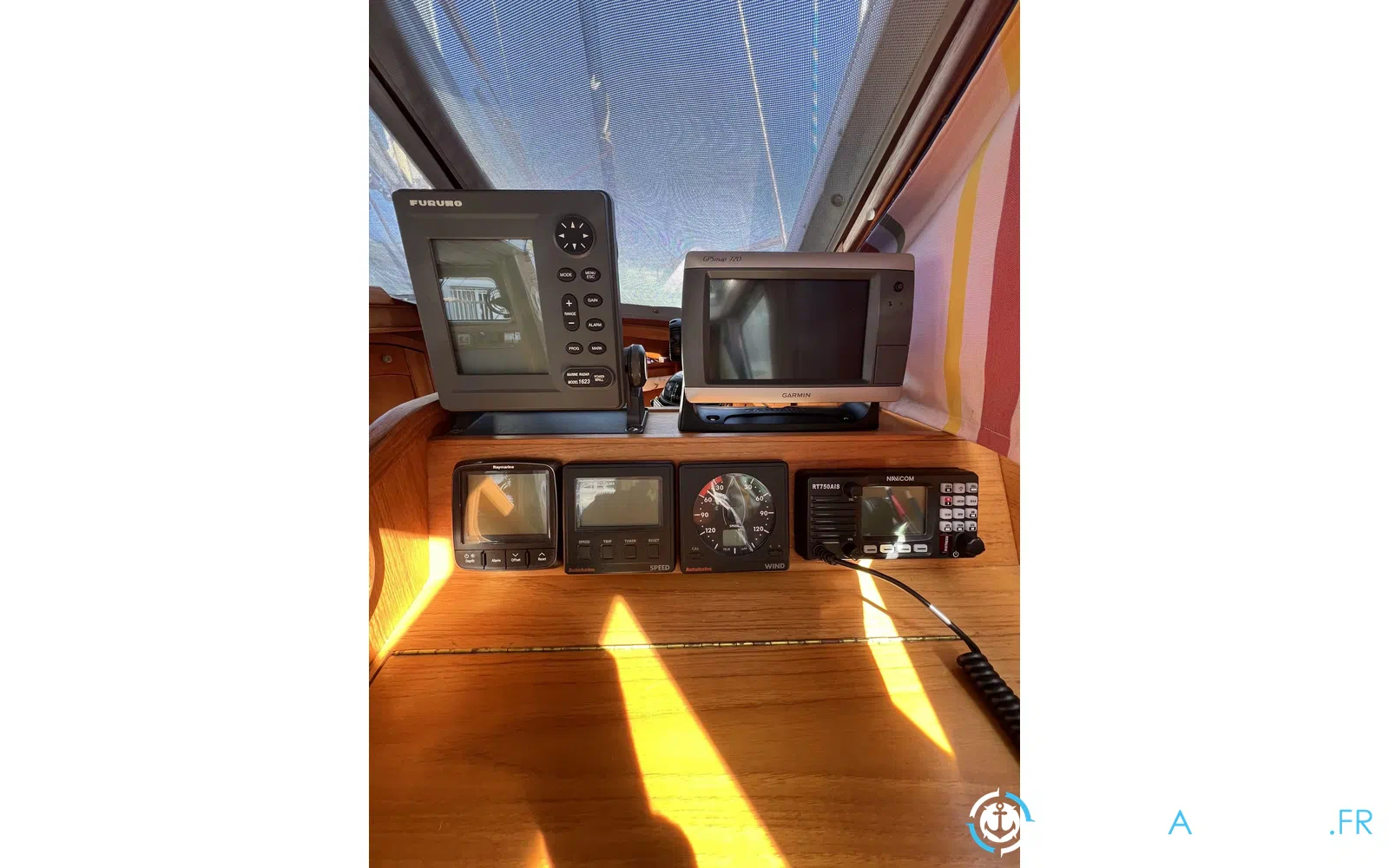 slider 11 Siltala Yachts Nauticat 32