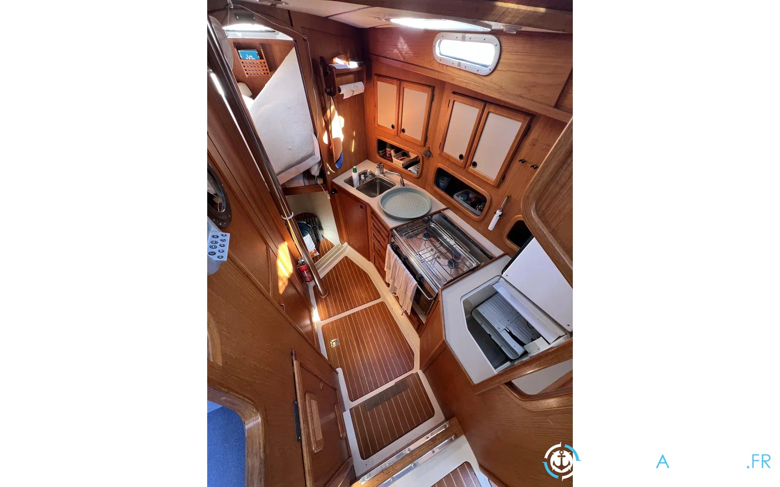 slider 12 Siltala Yachts Nauticat 32