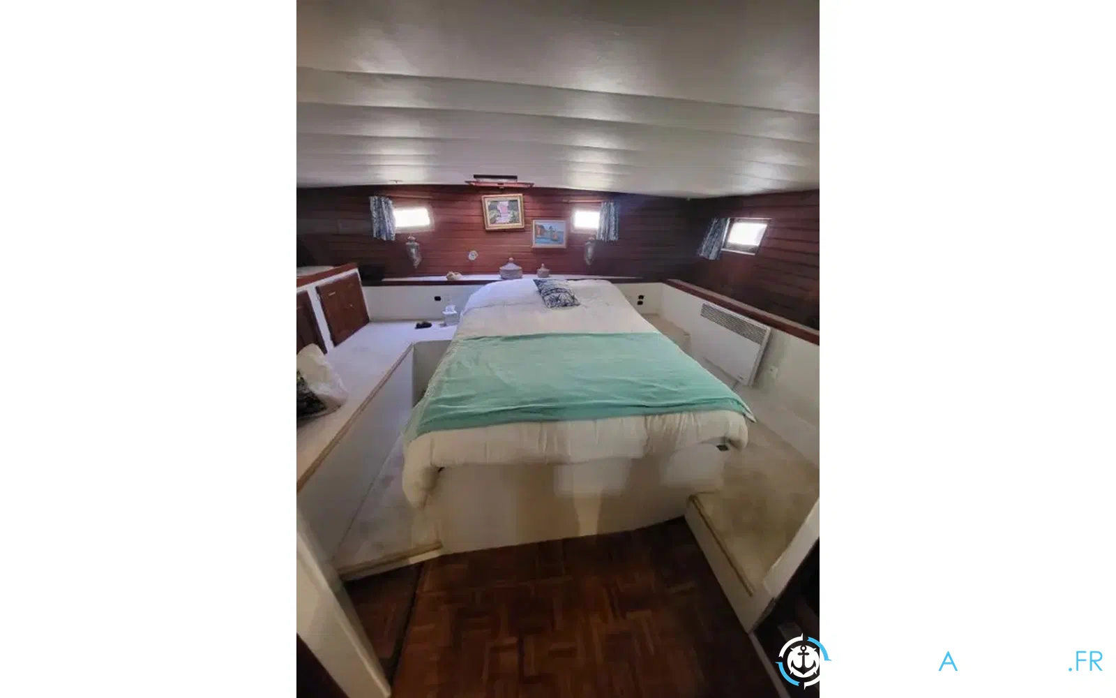 slider 25 Grand Banks 50