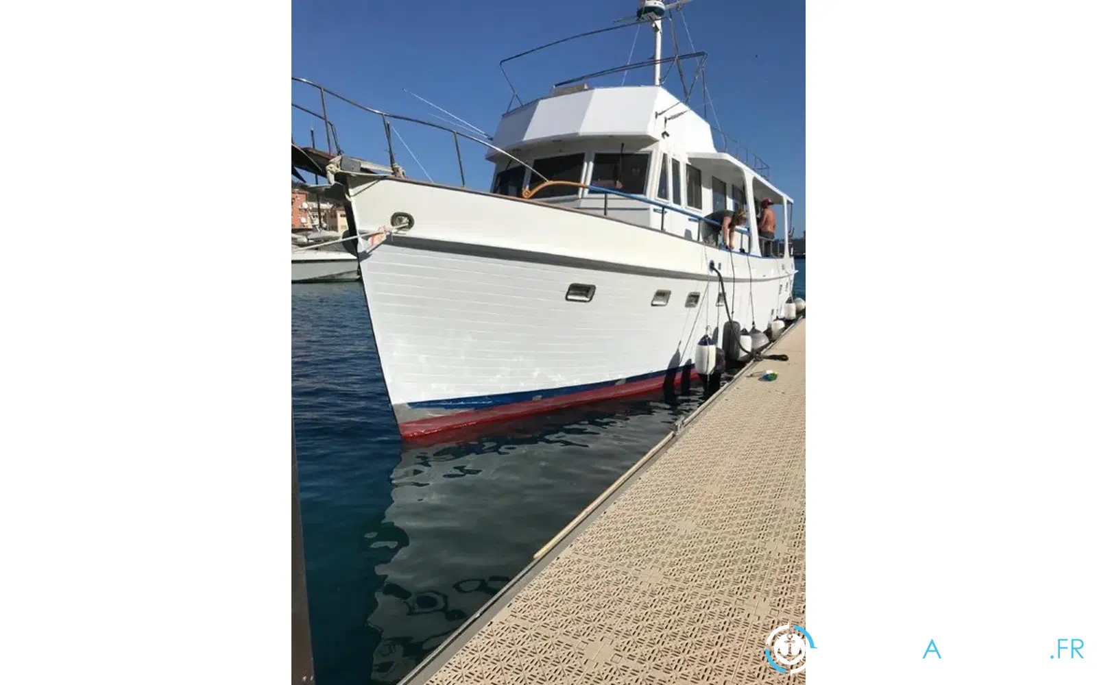 slider 2 Grand Banks 50