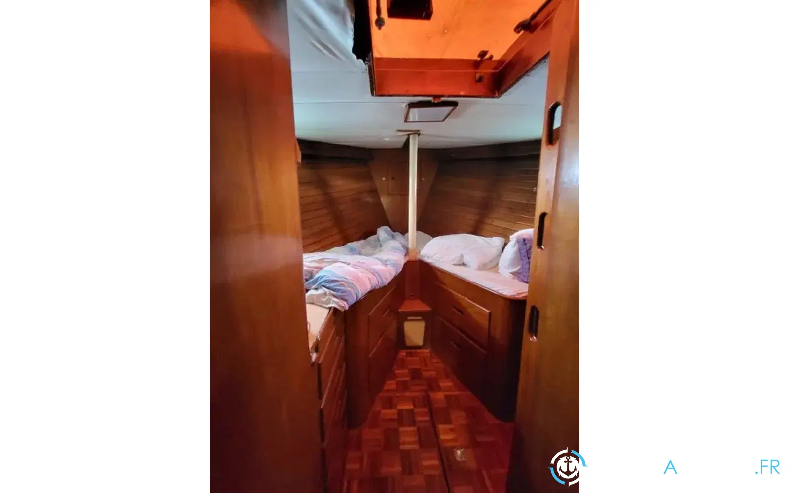 slider 34 Grand Banks 50