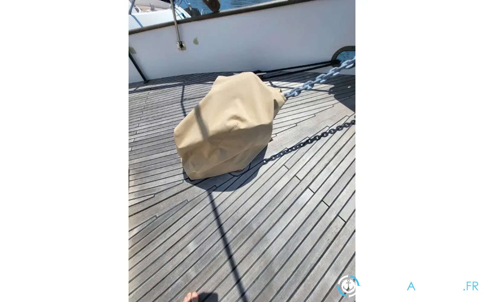 slider 8 Grand Banks 50