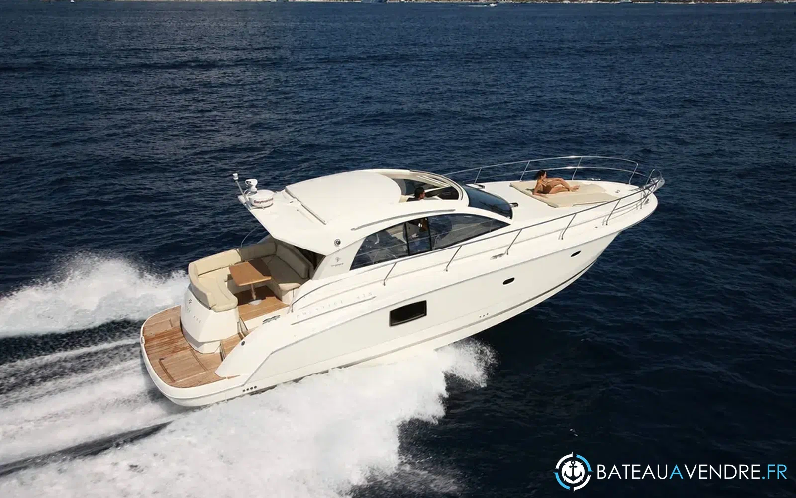 slider 0 Prestige Yachts 440 S