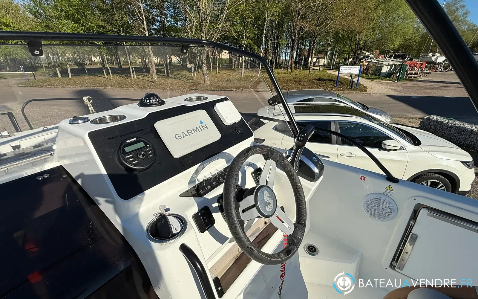slider 3 Beneteau Flyer 7 SUNdeck