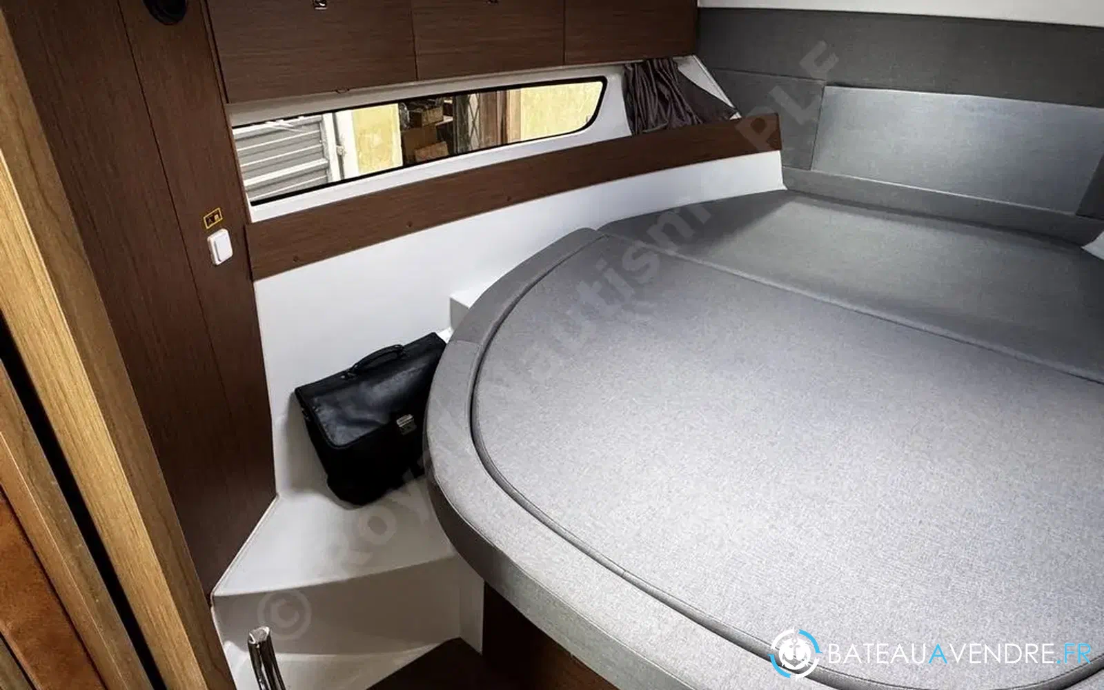 slider 19 Jeanneau Merry Fisher 895