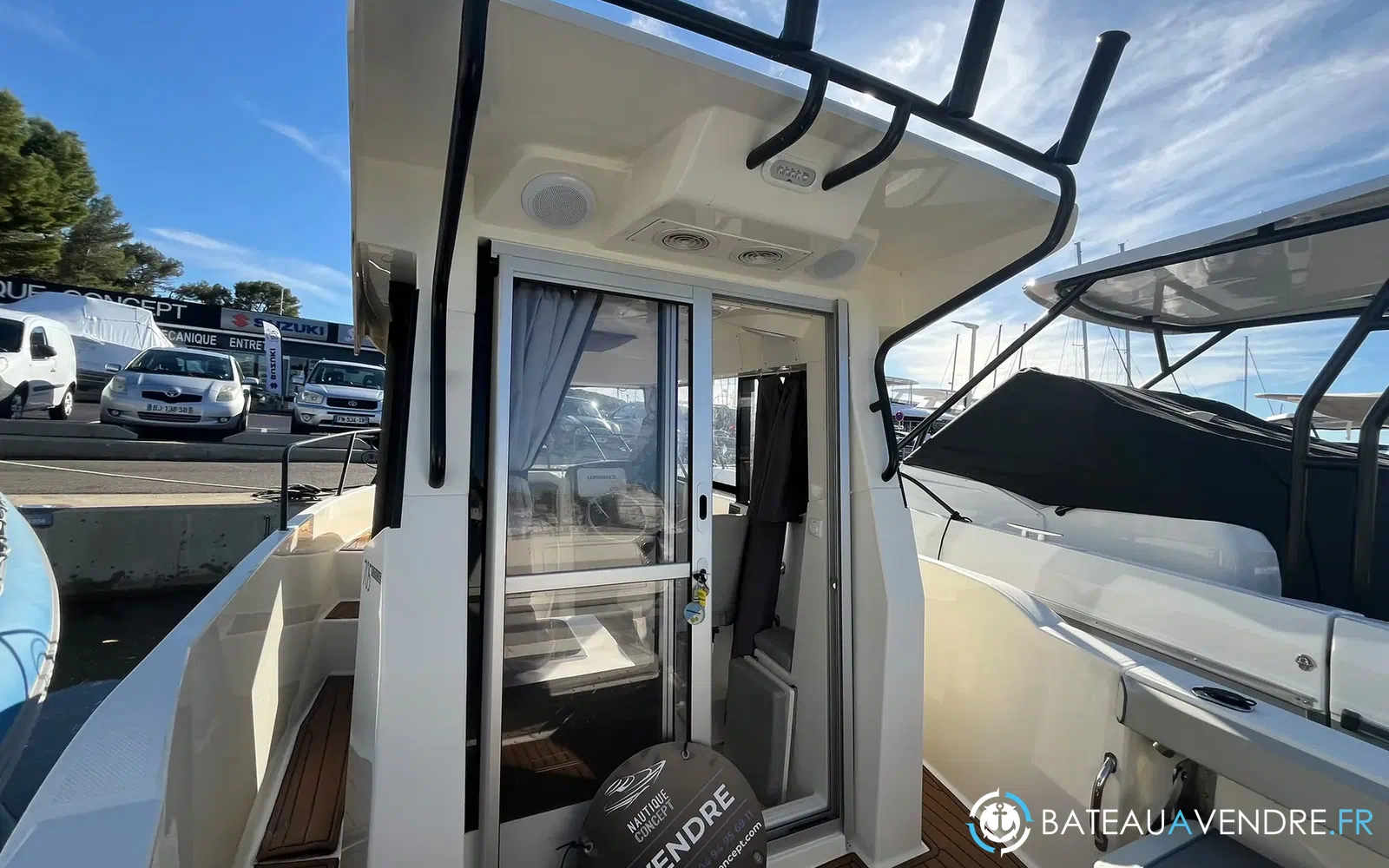 slider 25 Quicksilver Activ 705 Pilothouse