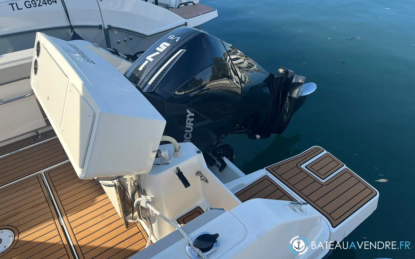 slider 30 Quicksilver Activ 705 Pilothouse