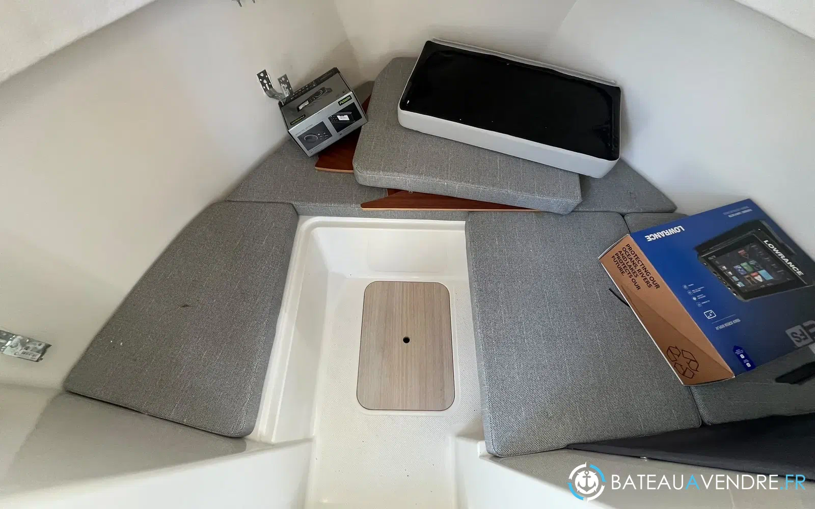 slider 36 Quicksilver Activ 705 Pilothouse