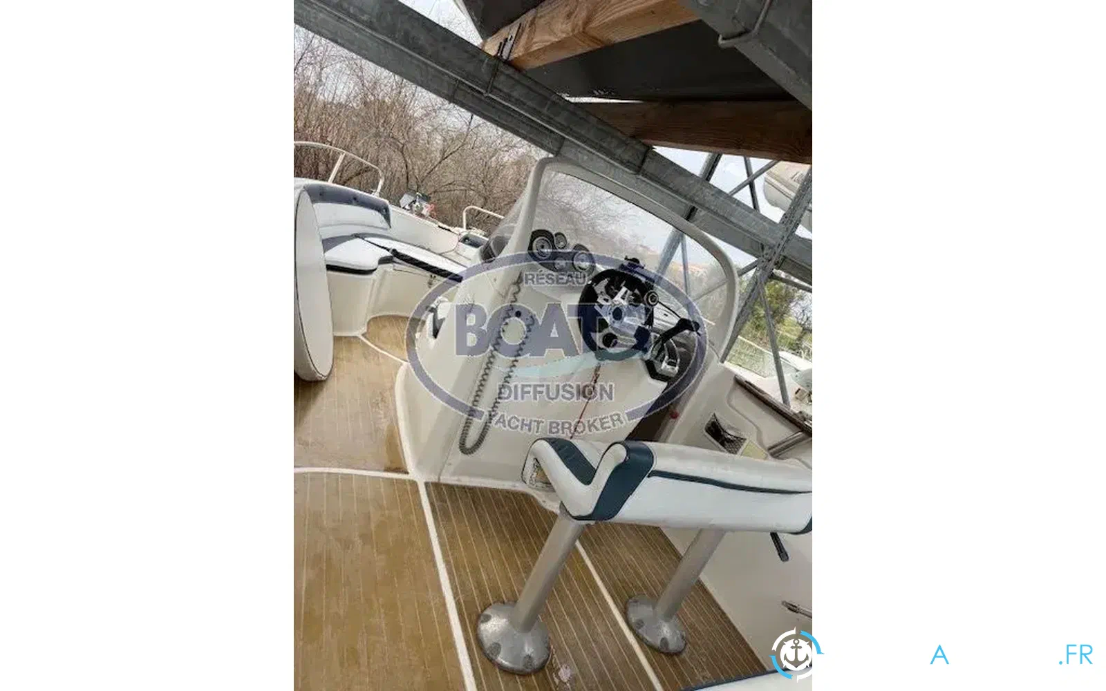slider 4 Quicksilver 600 Commander