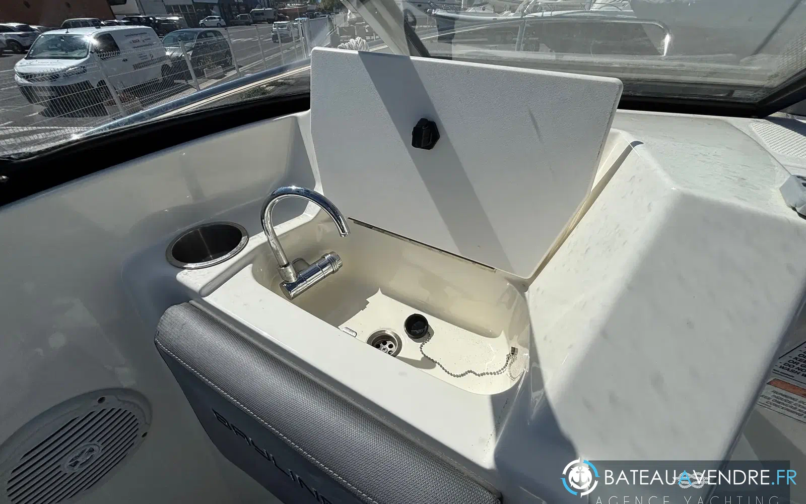slider 12 Bayliner VR5 Cuddy OB