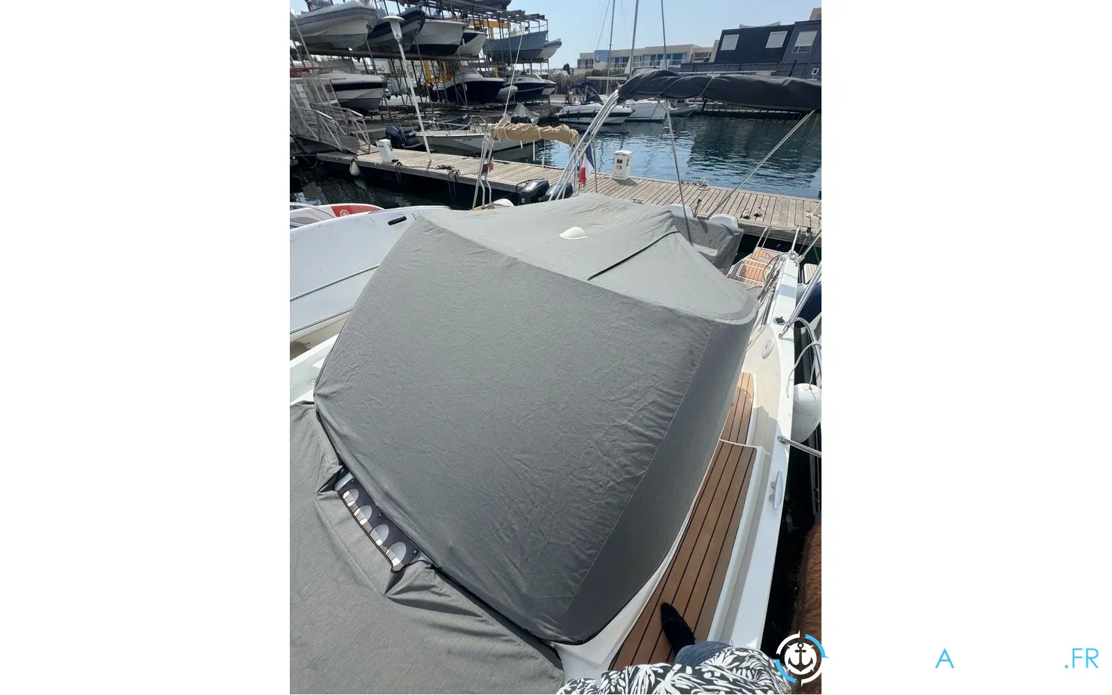 slider 16 Jeanneau Cap Camarat 9.0 WA