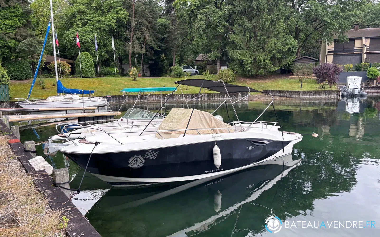 slider 0 Sessa Marine Key Largo 24