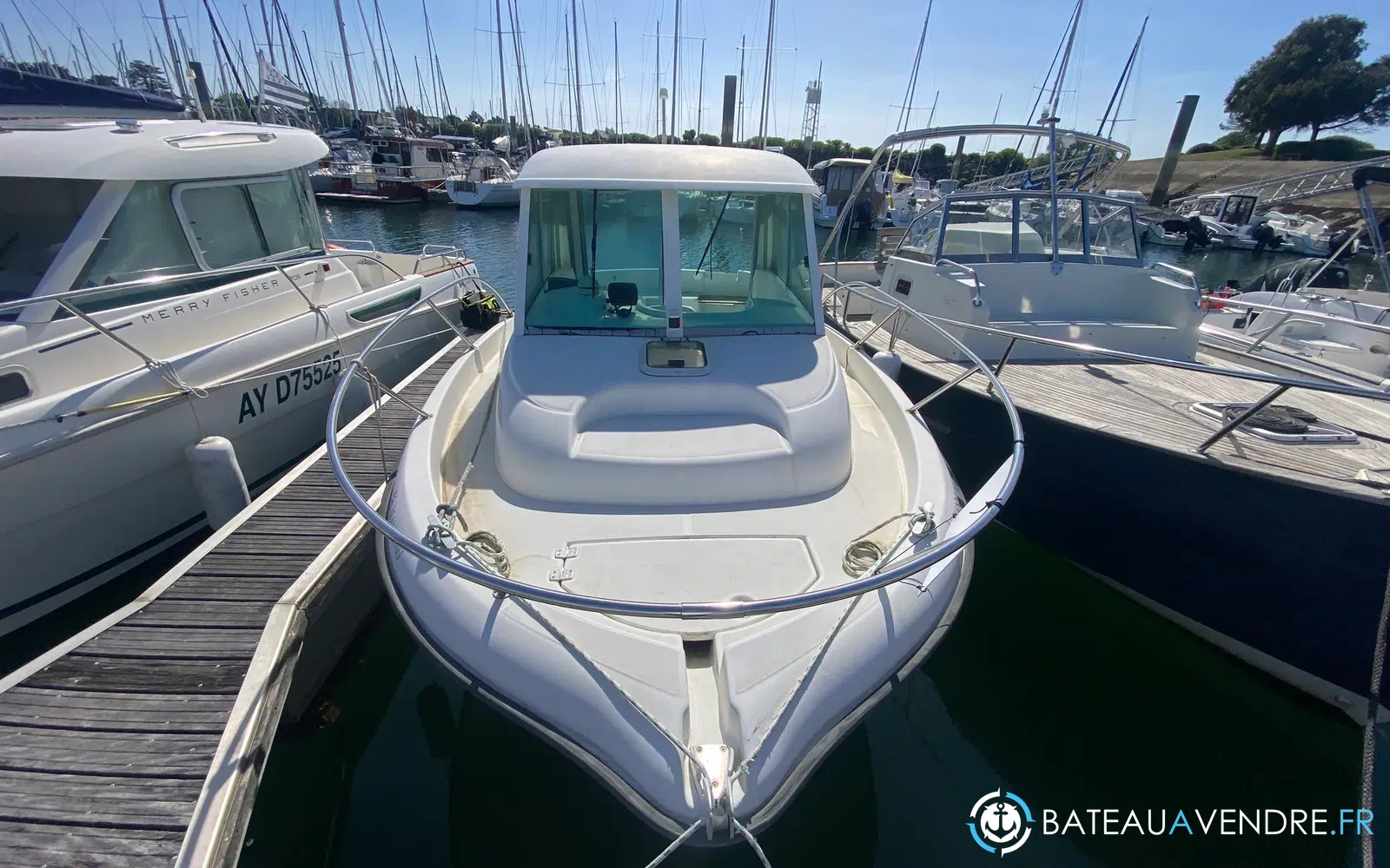 slider 2 Jeanneau Merry Fisher 635
