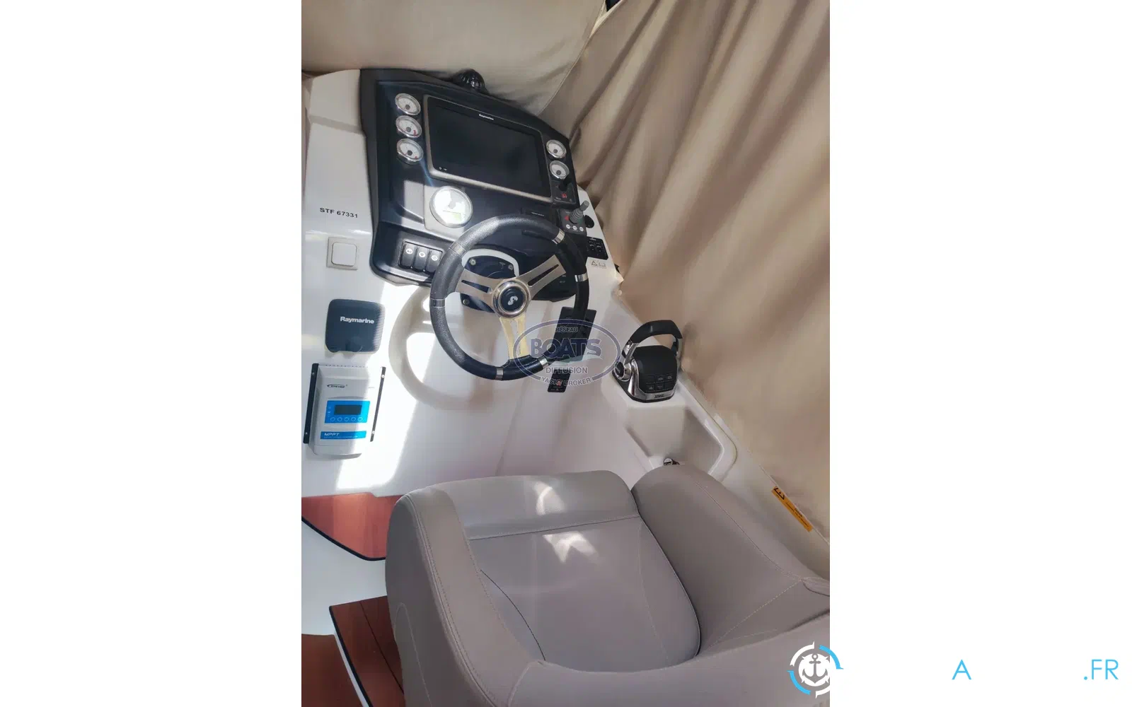 slider 4 Beneteau Antares 30 S