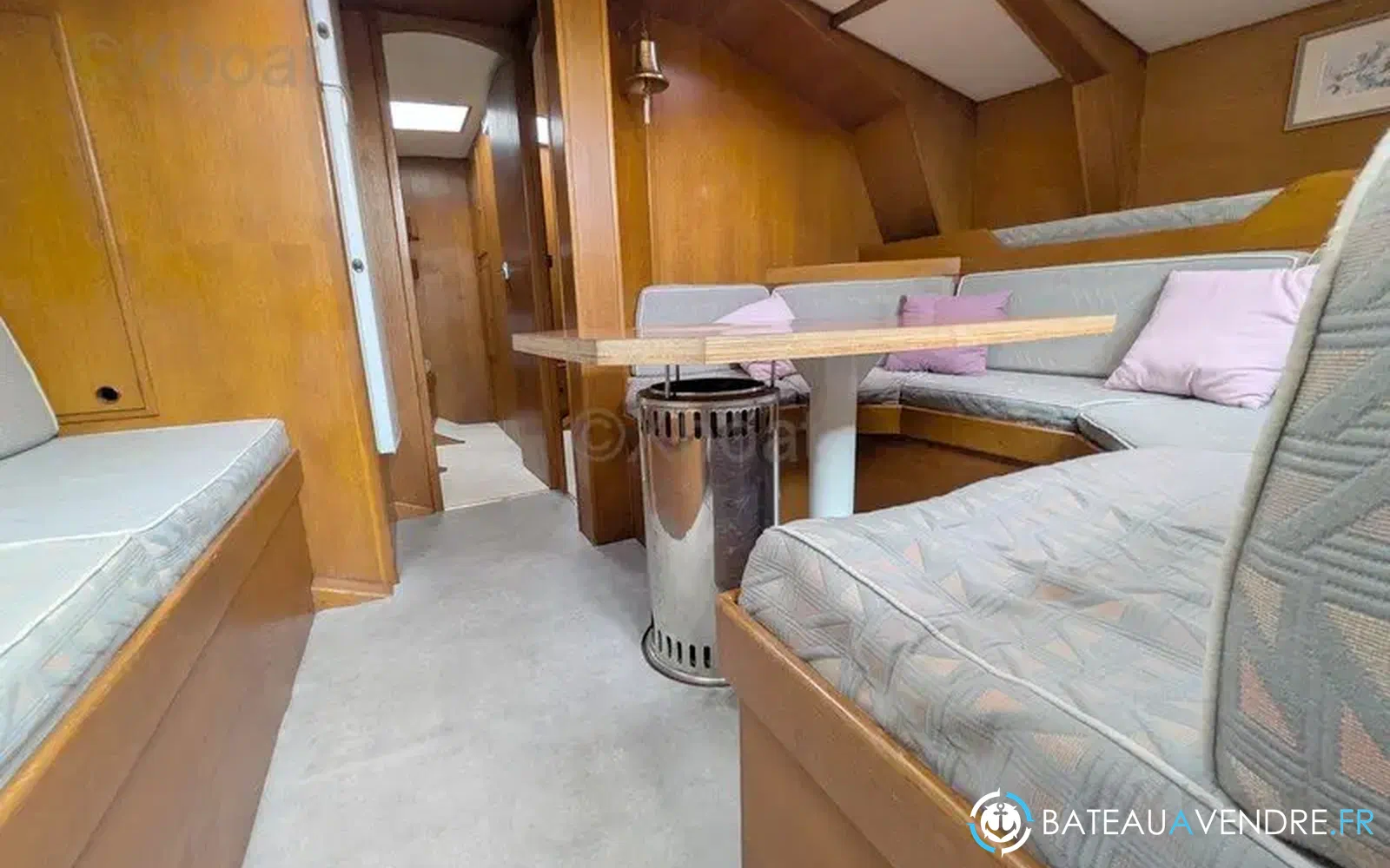 slider 8 Metalu Jade 48 Ketch