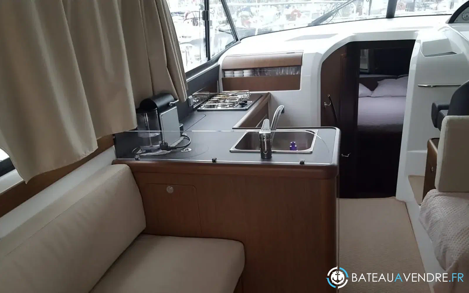 slider 5 Beneteau Antares 36 Millenium