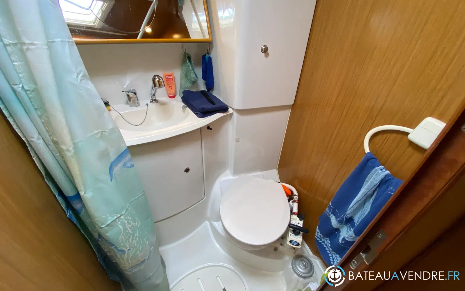 slider 11 Jeanneau Sun Odyssey 42 DS