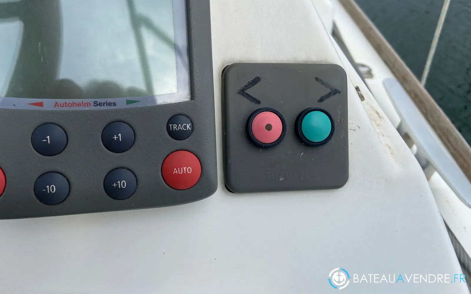 slider 27 Jeanneau Sun Odyssey 42 DS