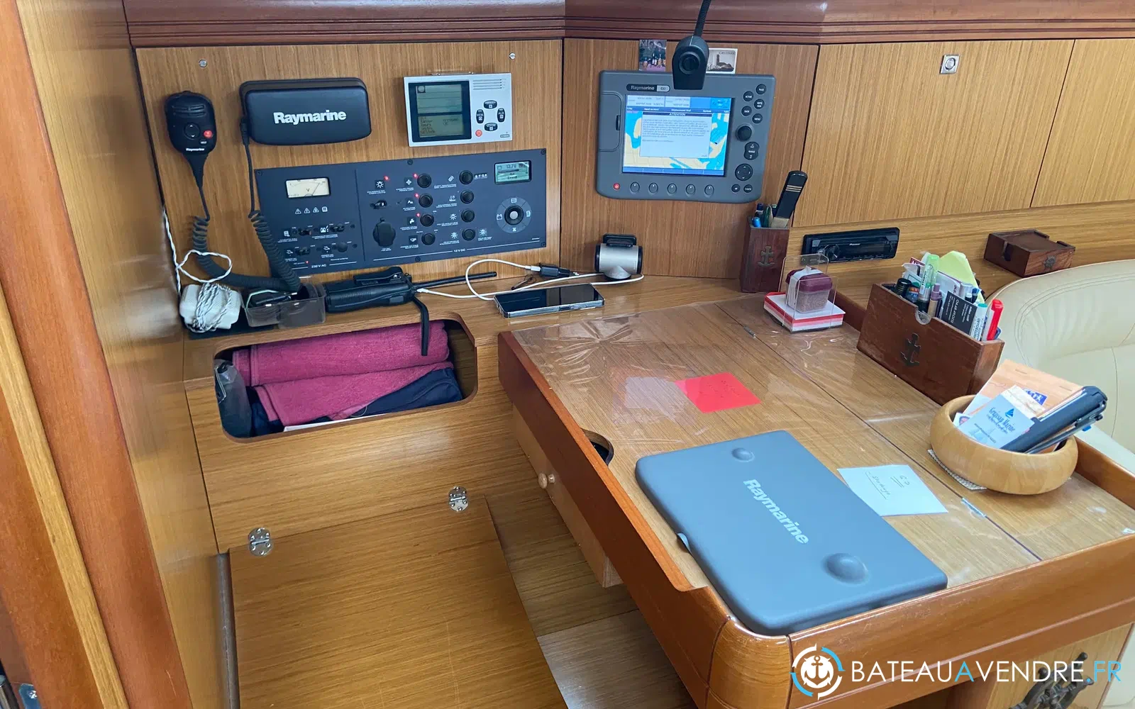 slider 5 Jeanneau Sun Odyssey 42 DS