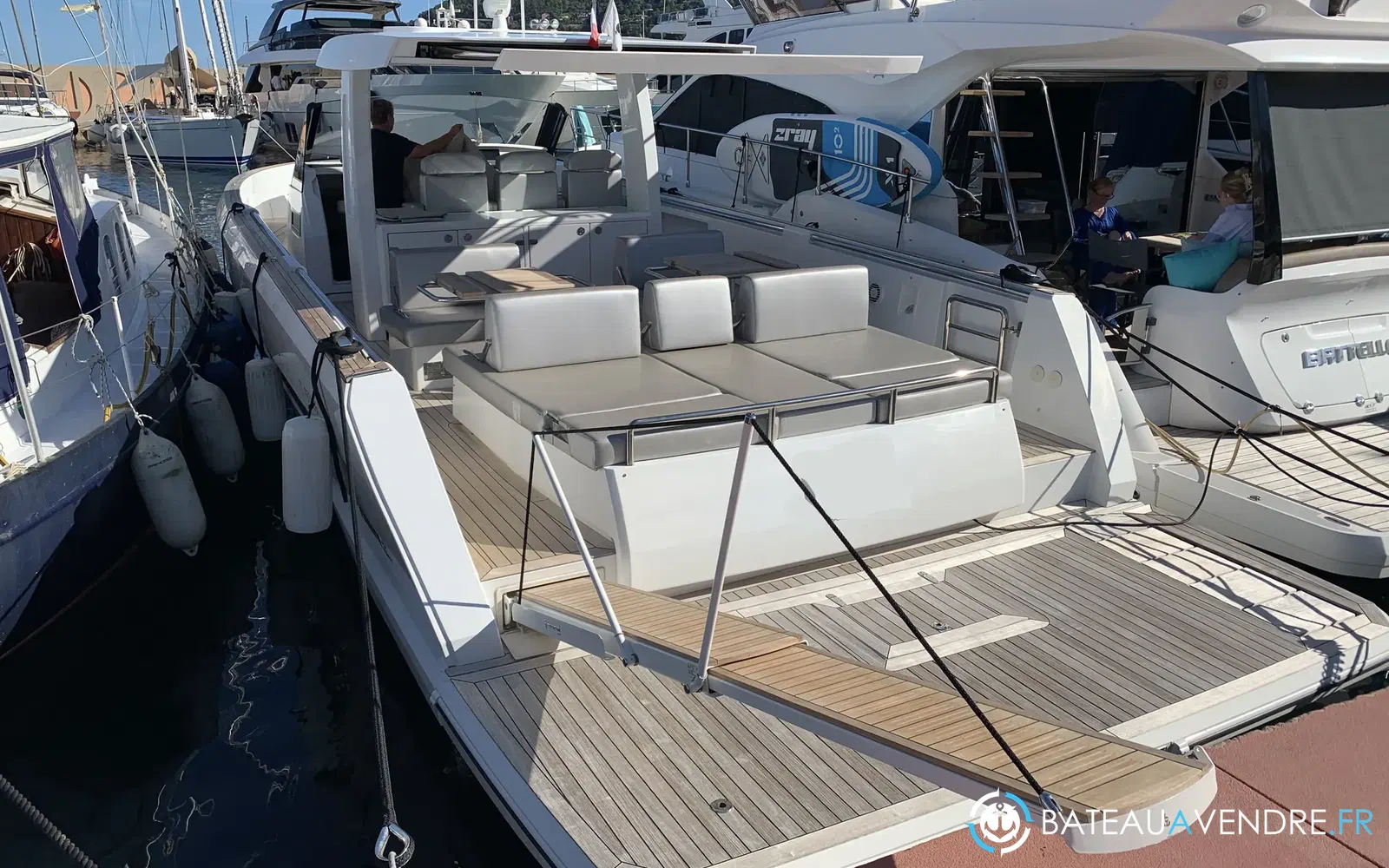 slider 4 Fjord 42 Open