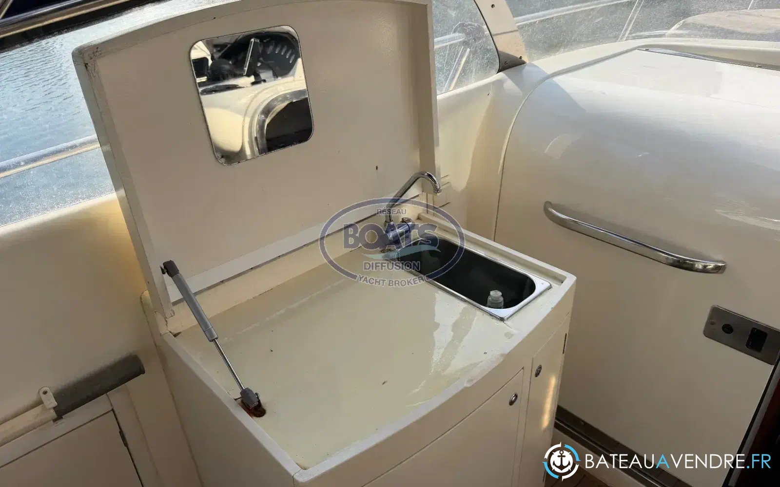 slider 11 Airon Marine 325
