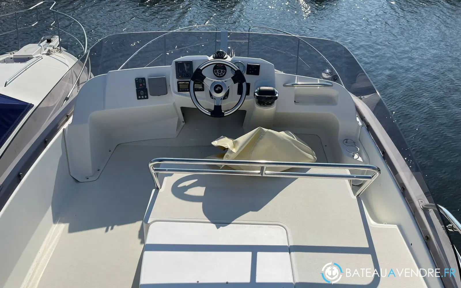 slider 11 Beneteau Antares 30 Fly