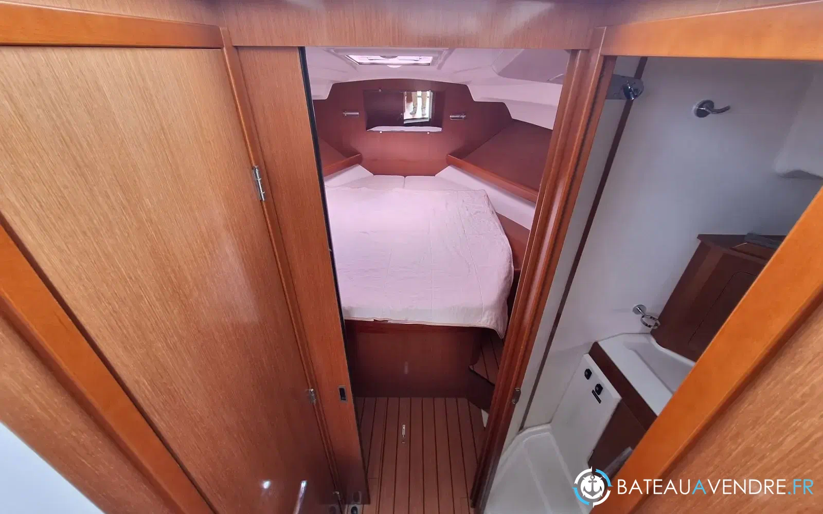 slider 9 Beneteau Antares 30 Fly