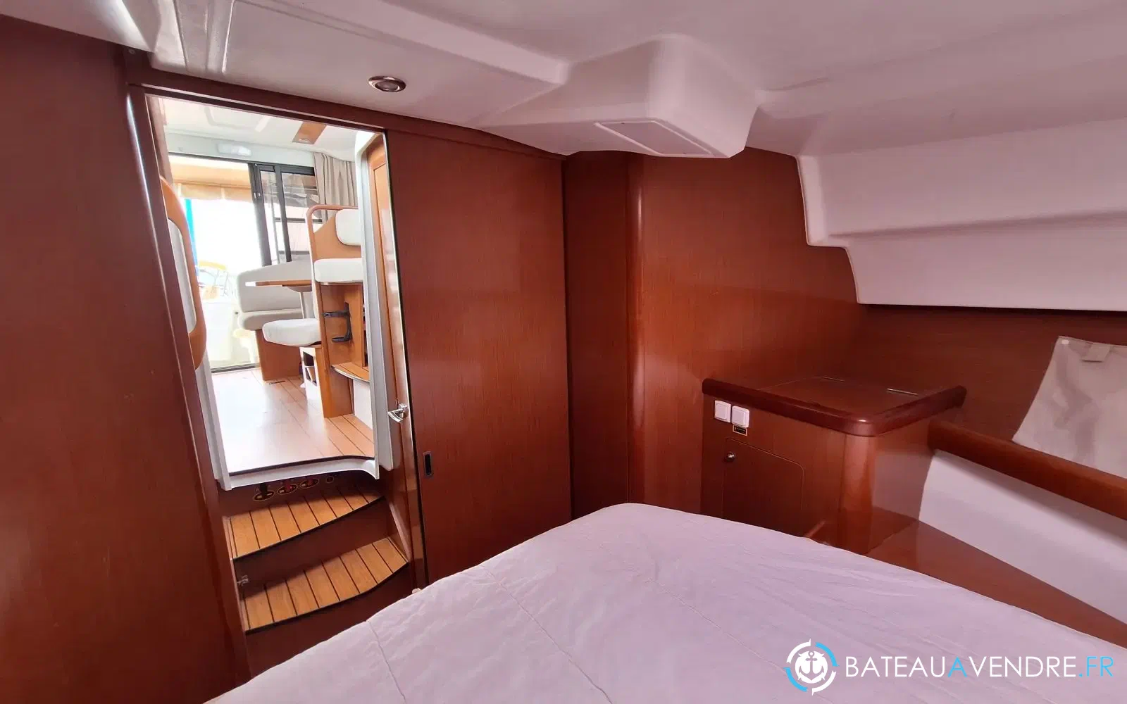 slider 11 Beneteau Antares 30 Fly