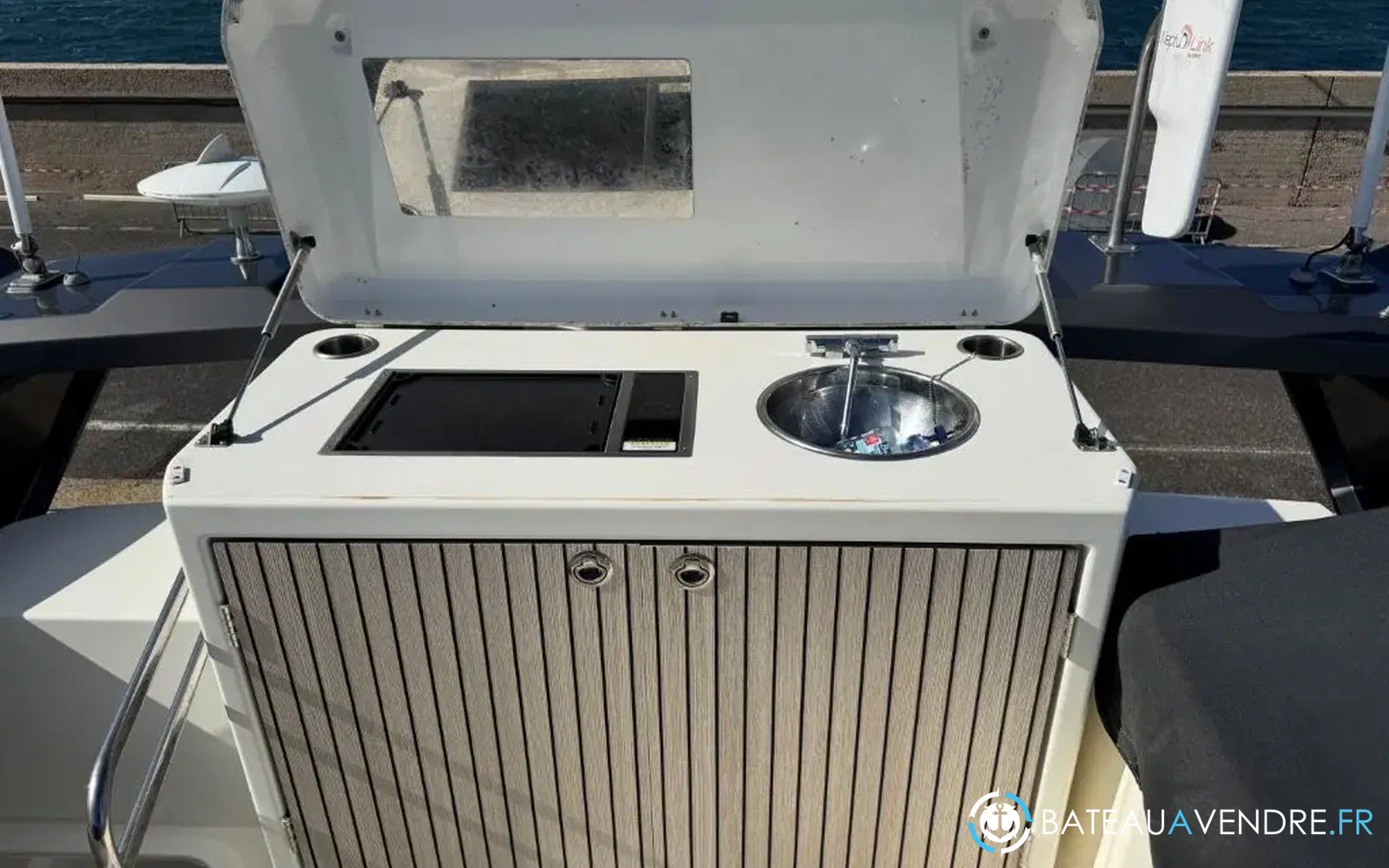 slider 32 Beneteau Monte Carlo 52
