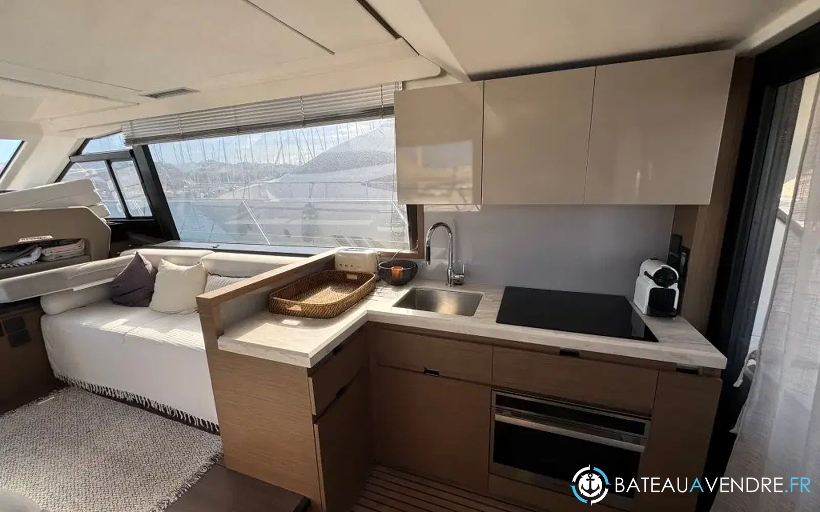 slider 7 Beneteau Monte Carlo 52