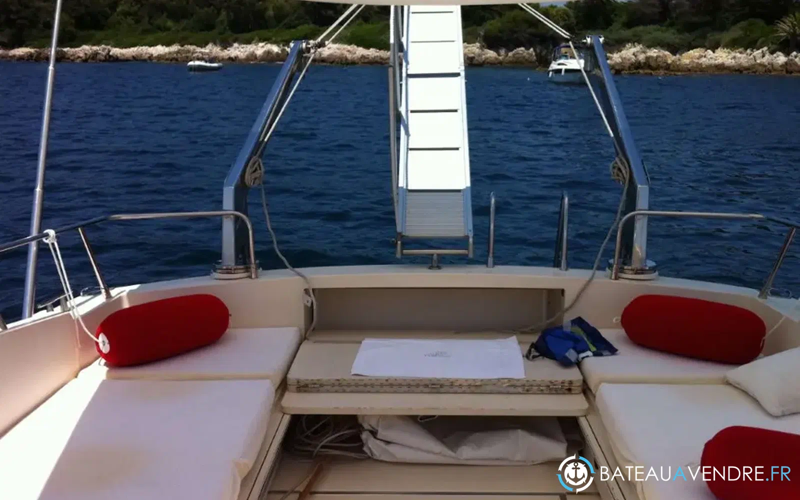 slider 2 Riva 38 Bravo