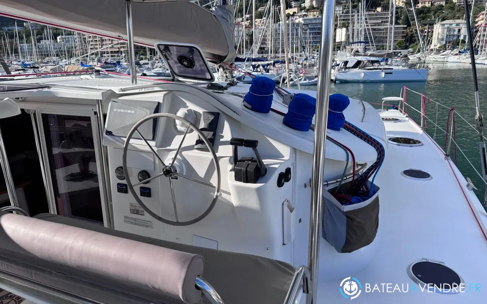 slider 13 Fountaine Pajot Orana 44