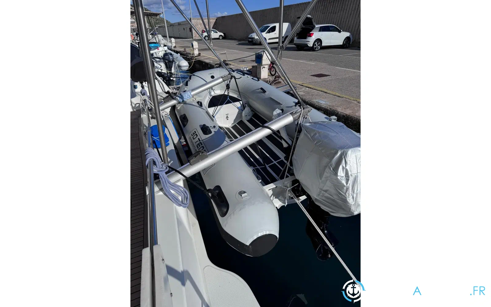 slider 24 Fountaine Pajot Orana 44
