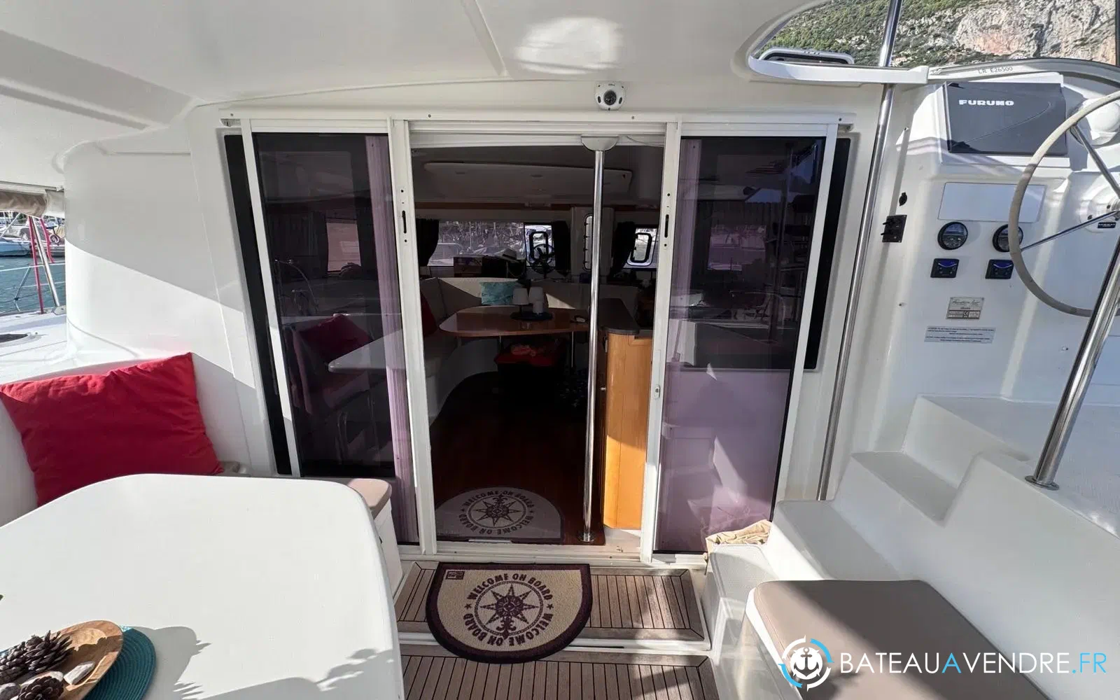 slider 11 Fountaine Pajot Orana 44