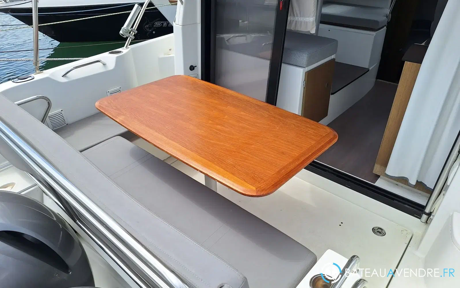 slider 16 Beneteau Antares 9 OB