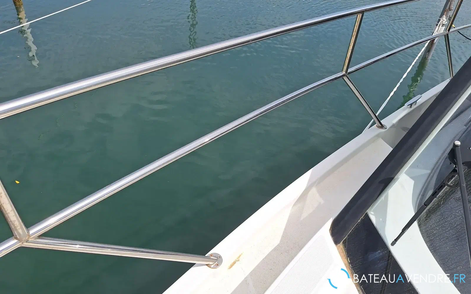 slider 19 Beneteau Antares 9 OB