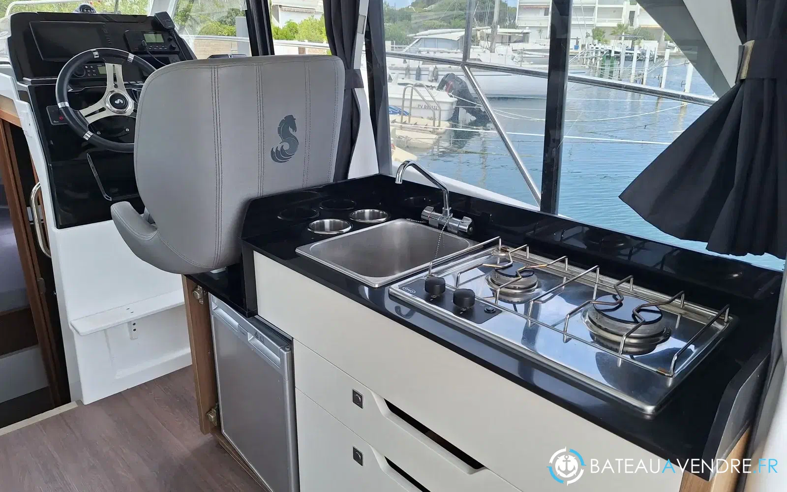 slider 3 Beneteau Antares 9 OB